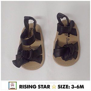 Rising Star ❤️ Girl's Black & Tan Pull-On Sandal Size 3-6 Months (PRE-LOVED)